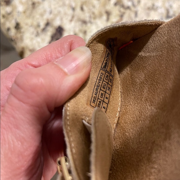 Vionic Laurie Sandals Low Wedge 8 White - Picture 7 of 7